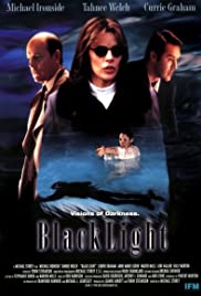 Blacklight: visiones en la oscuridad (1999) cover