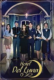 Hotel Del Luna (2019) carátula