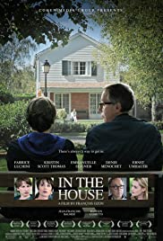 En la casa (2012) carátula