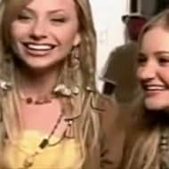 Aly & AJ: Walking on Sunshine (2005) örtmek