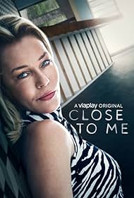 Close to Me (2021) abdeckung