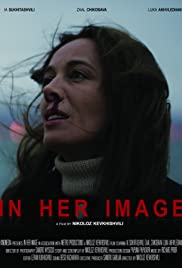 In Her Image (2018) cobrir